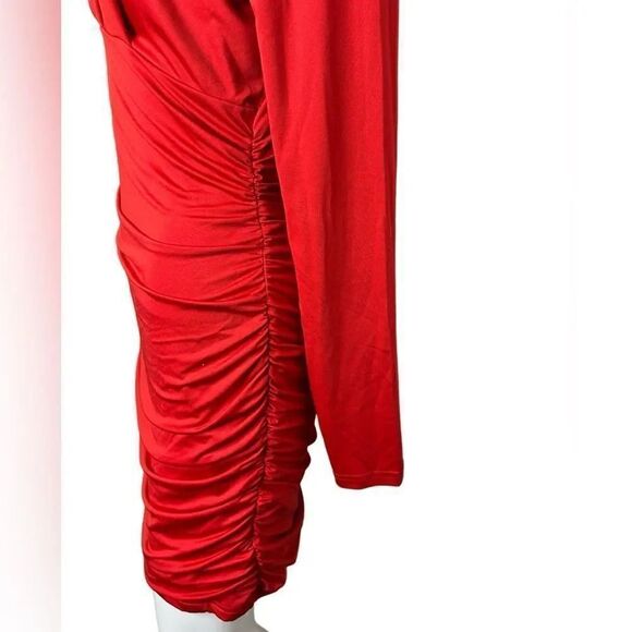 Plunging V Neck Ruched Cocktail Dress Red Size Large - Picture 5 of 5